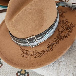 NWOT Burned hat with floral design